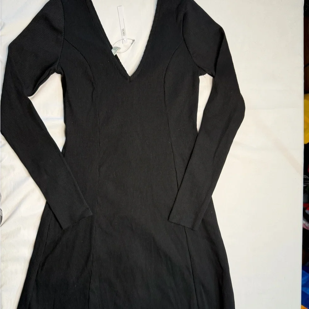 NWT ASOS Black Ribbed Knit Fit & Flare Button Front V-Neck Long Sleeve Dress